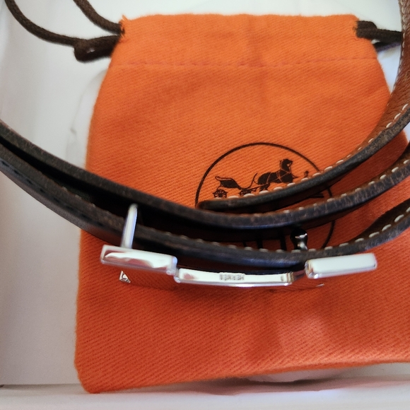 New, Hermes Sterling Silver Buckle & Reversible Leather Belt In Black Or Brown - Picture 5 of 12